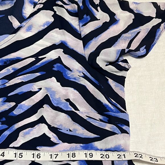 Torrid Women’s 1X Top Blue Black Zebra Print V-Neck Peplum Blouse Y2K Animal - Picture 6 of 7